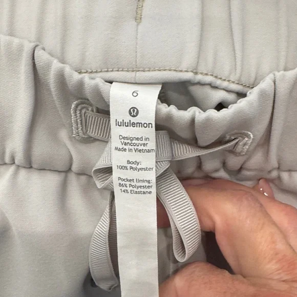 Lululemon Athletica Women's Light Tan Athletic Shorts - Picture 3 of 4